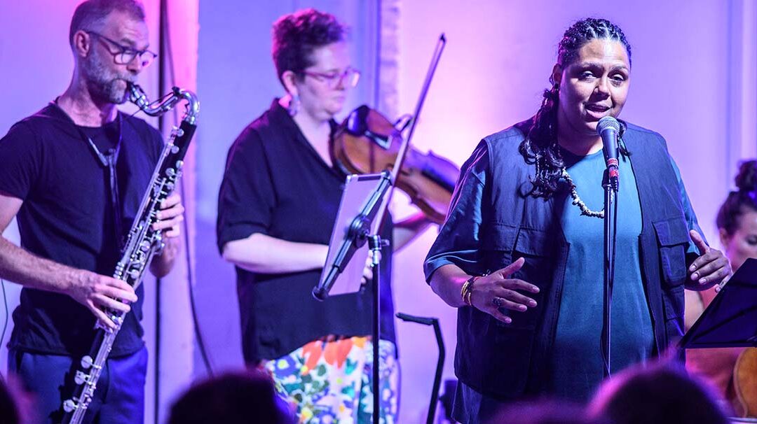 BackStage Music in a triumphant night of Songlines